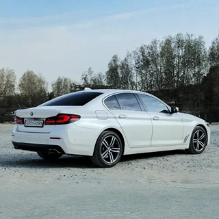 BMW 520i